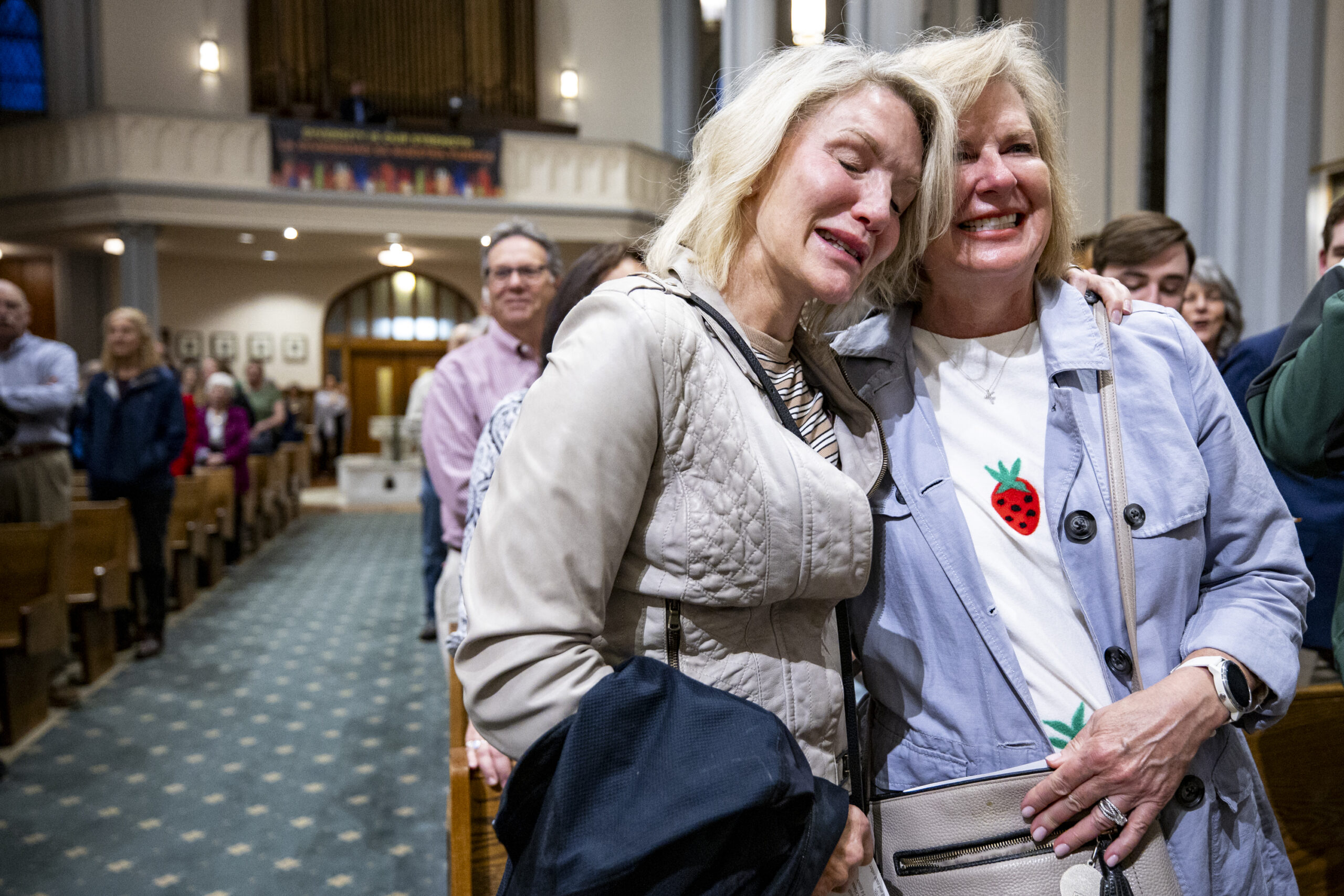 Hundreds unite in hope to pray for ‘better world’